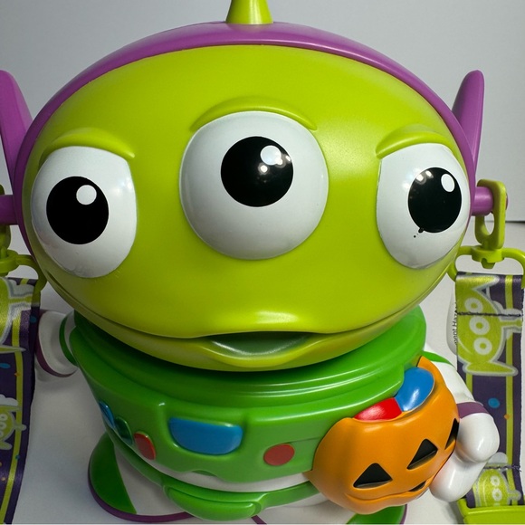 NWT. Disney Pixar Buzz Lightyear Alien Halloween Sipper. Alien from Toy Story. - Picture 4 of 16